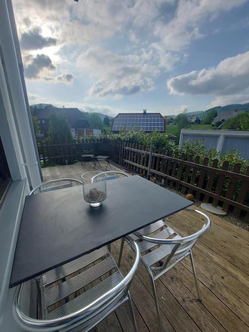 ברנאו אים שוורצוואלד Ferienwohnung Lina Mit Toller Terrasse Im Schwarzwald מראה חיצוני תמונה
